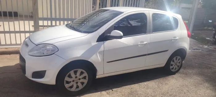 Fiat Palio Attractive 1.0 EVO Fire Flex 8V 5P 2016