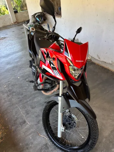 XRE 300 2022