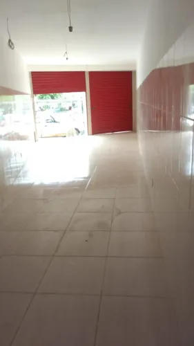 Aluguel de loja comercial no centro de Austin, em Nova Iguaçu, 35m2