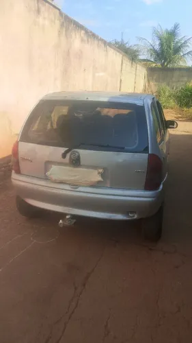 Chevrolet Corsa Sedan Super Milenium 1.0 MPFI 16V 2002