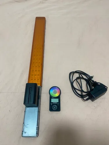 Iluminador Led Bastão Yn360 Iii + Bateria + Fonte