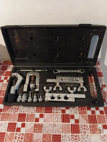 Kit Flangeador de tubos de Ar Condicionado 