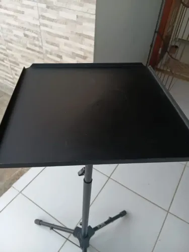 Mesa para notebook, projetores