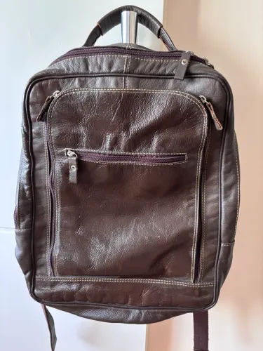 Mochila Executiva em Couro Legítimo 