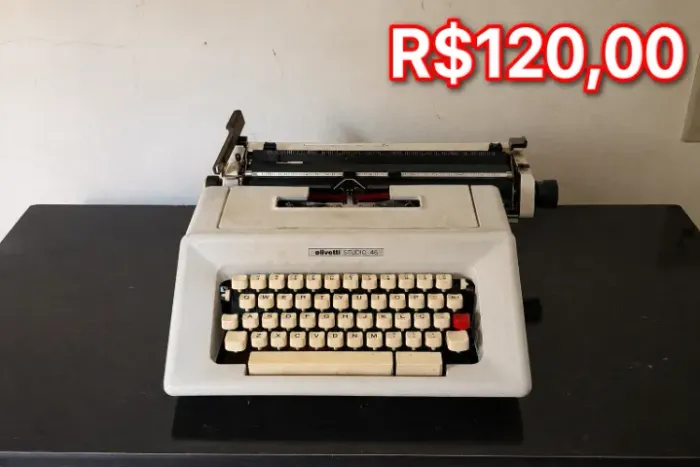 Máquina de Escrever Vintage Olivetti Studio 46