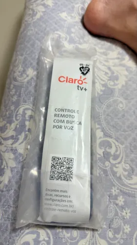 Controle remoto com busca por voz Claro TV