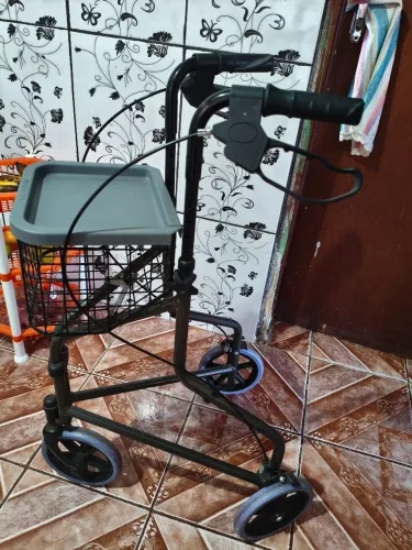 Bicicleta Andador para idoso.