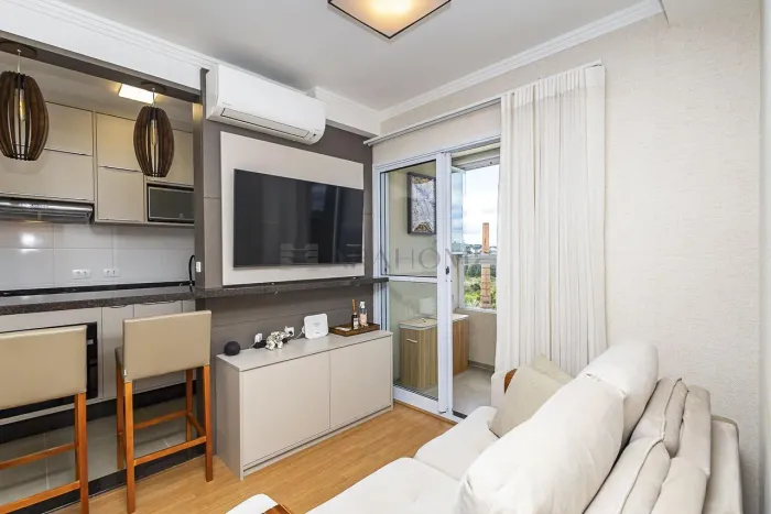 Apartamento Mobiliado com 2 Quartos · Chateau Boulevard · Bacacheri