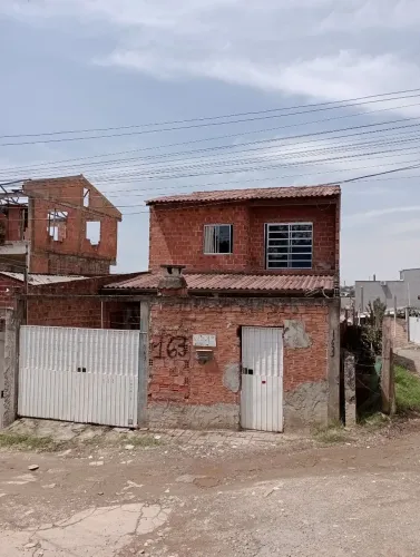 VENDA DE SOBRADO AMPLO LOCALIZADO NO BAIRRO CIC