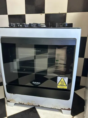 Fogão Dako Supreme Glass 5 bocas branco com Mesa de Vidro e Acendimento Automático Bivolt