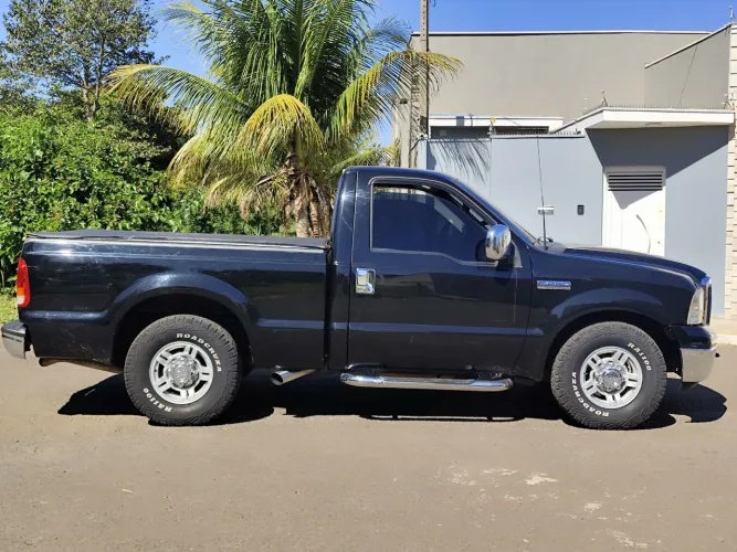 Ford F-250 XLT 3.9 4X2 Diesel TB 2009