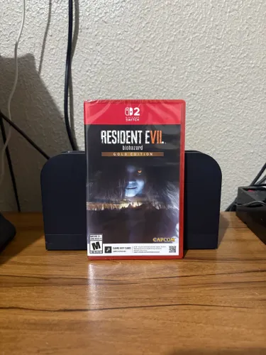 Jogo de Nintendo Switch 2 Resident Evil 7 lacrado