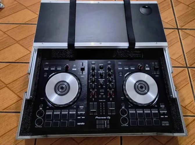 Controladora Pioneer DDJ SB3