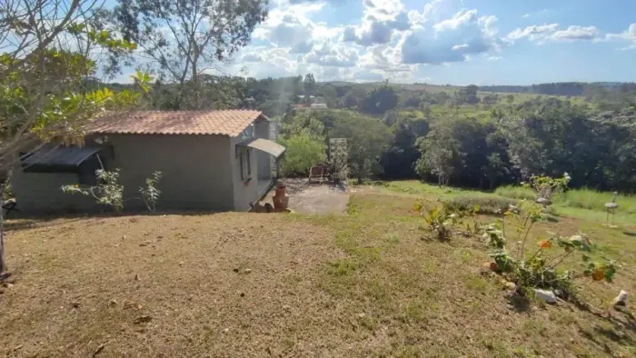 Vendo chácara com rio e vista das montanhas em Sobradinho dos Melos