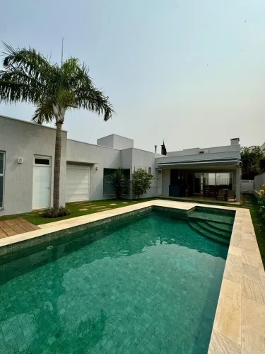 Casa à venda em Jundiaí, Condomínio Reserva da Serra, com 3 suítes, com 330 m²