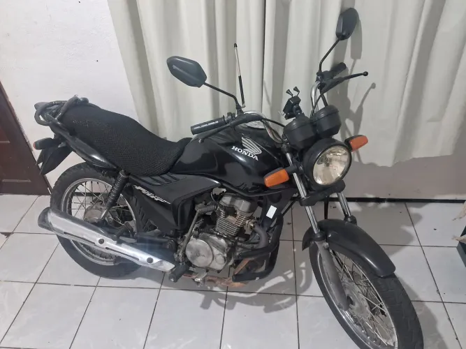 Honda CG 125 Fan KS 2010 - R$ 8.000,00