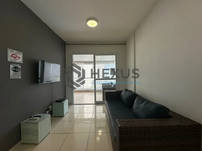 Apartamento com varanda gourmet e vista mar a 600m da praia na Enseada, Guarujá