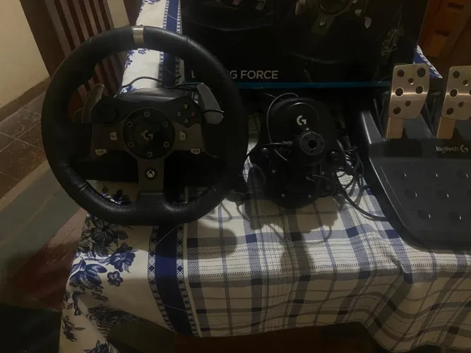 Volante Logitech G920 Xbox PC, Cambio Drive Force e Pedaleira Logitech