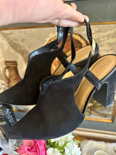 Sapato/scapin AREZZO TAM 36 LINDO!