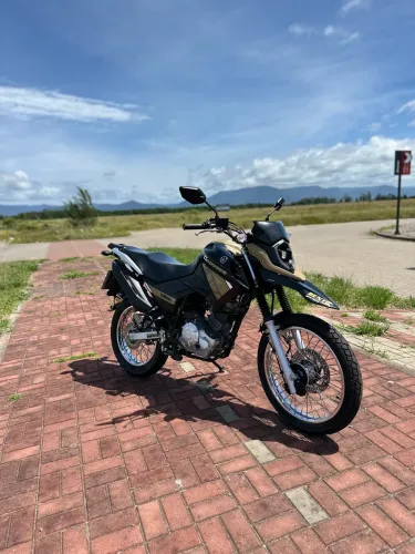 Crosser 150 Z 2023 Bege