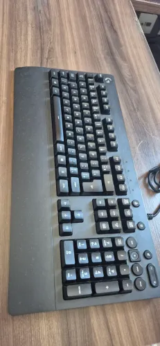 Teclado Gamer Logitech G213 Prodigy