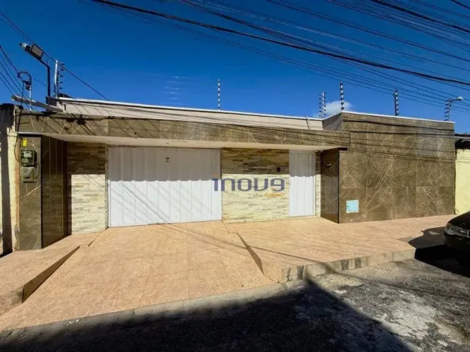 Casa com 3 dormitórios à venda por R$ 1.350.000,00 - Vila União - Fortaleza/CE