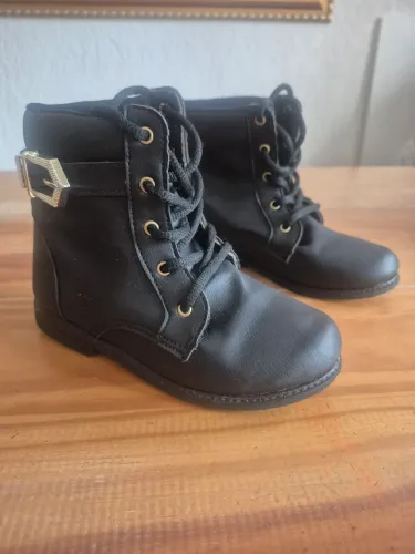 Bota infantil coturno preta n°29