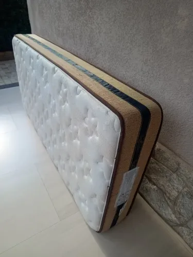Colchão de solteiro 1.88 x 88 metros - D26