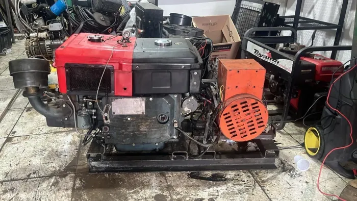 Vendo gerador 10 kVA