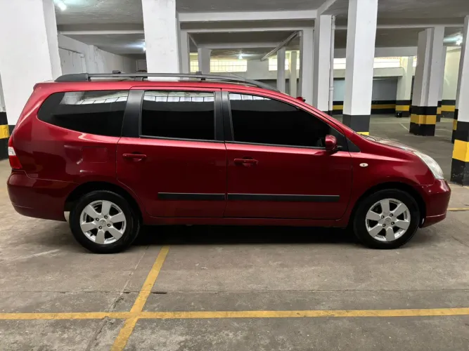Nissan Grand Livina 07 lugares 