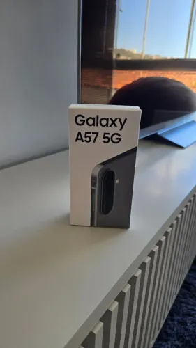 Celular Samsung Galaxy A57 5G 128GB, 8GB RAM, Recursos AI (Cinza) - Novo e Lacrado!