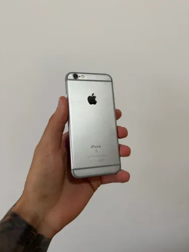 Iphone 6s para colecionar