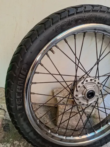 Roda dianteira da bros 160 