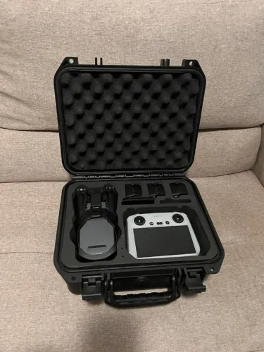 Drone DJI Mavic 3 Dual Camera + 3 baterias + controle tela
