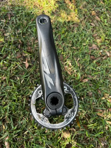 Pé de vela Shimano zee