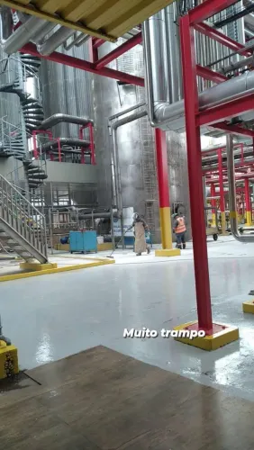 Soldador e montador