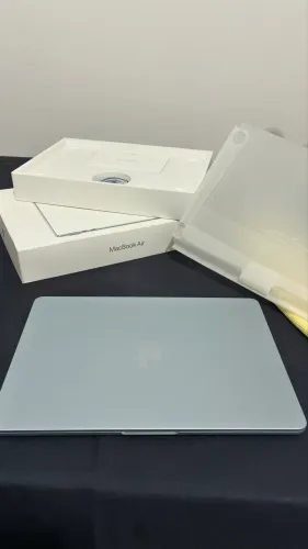 MacBook Air M5 13? 16GB 512GB