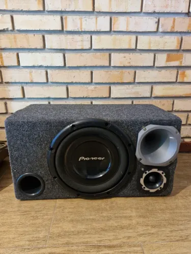 Caixa Trio Sub pionner 12 250rms