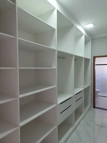 Casa em Condomínio para Locação em Sorocaba, Aparecidinha, 3 dormitórios, 3 suítes, 5 banh