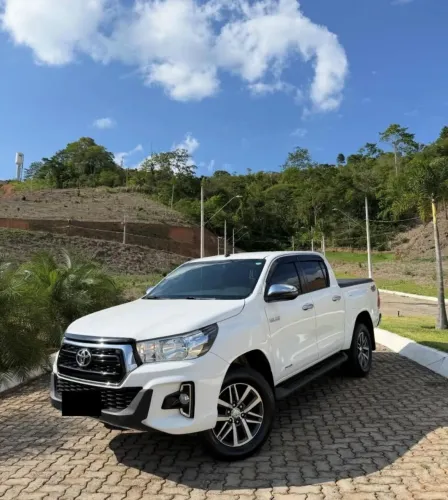 Toyota Hilux CD SRV 4X4 2.8 TDI Diesel Aut. 2019