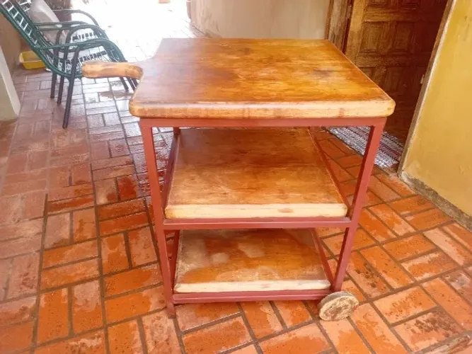 Mesa Rústica - Decoração, bebidas ou churrasco (DOURADOS/MS)