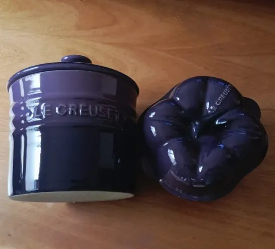 Pote e Pimentão Púrpura Cassis Le Creuset