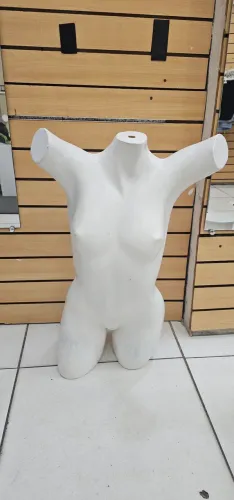 Manequim Busto Expositor Para Roupas De Banho Vitrine Lojas Cor Branco