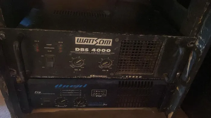 Vendo amplificador DBS 4000