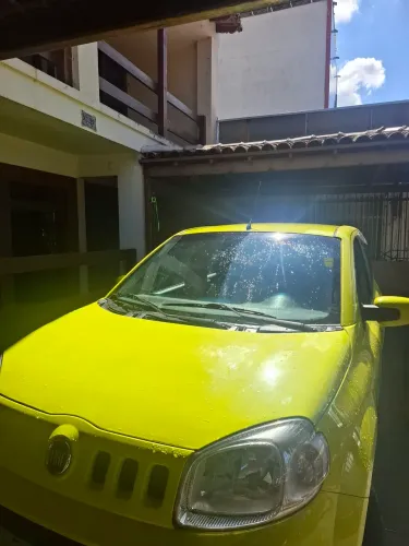 Fiat Uno Attractive 1.4 EVO Fire Flex 8V 4P 2011