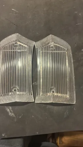 Par de lentes Opala 1973/74 originais sem uso!