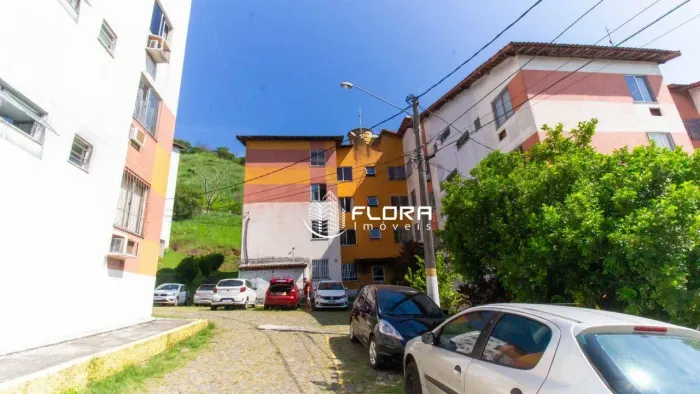 Apartamento com 2 dormitórios à venda, 49 m² por R$ 200.000,00 - Santa Rosa - Niterói/RJ