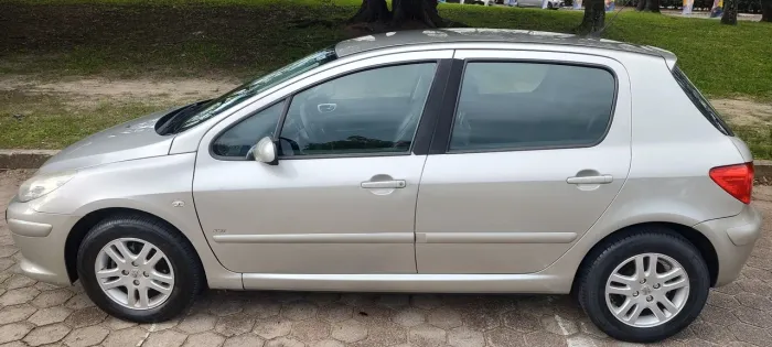 Peugeot 307 Soleil/ Presence 1.6/1.6 Flex 16V 5P 2011