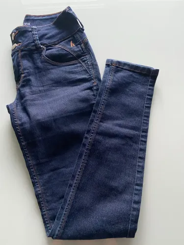Calça jeans HELP