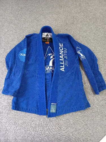 Kimono Braus Alliance jiu-jitsu infantil